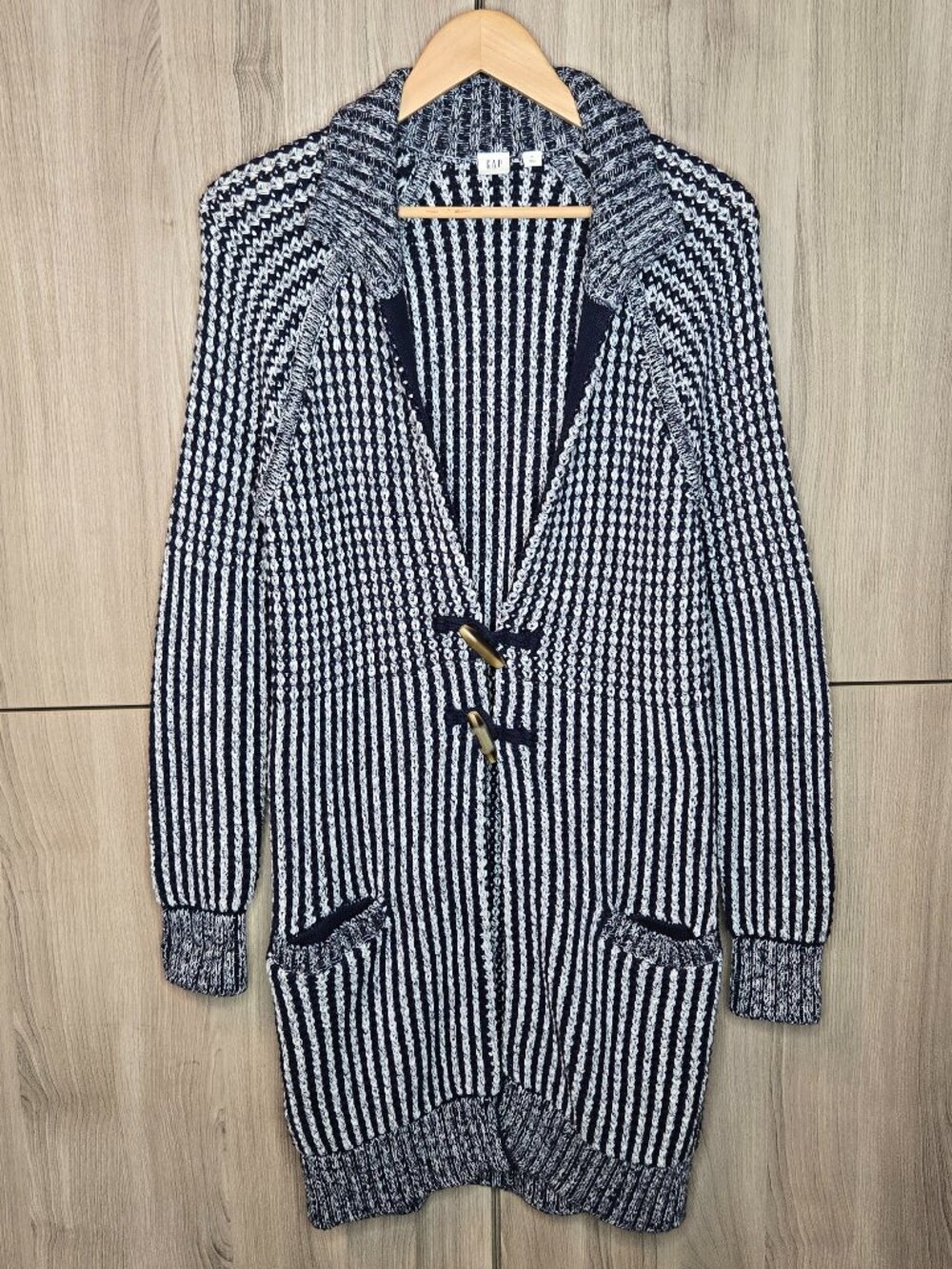 Gap Long Fisherman Knit Toggle Button Cardigan Womens Navy Stripe Nautical M